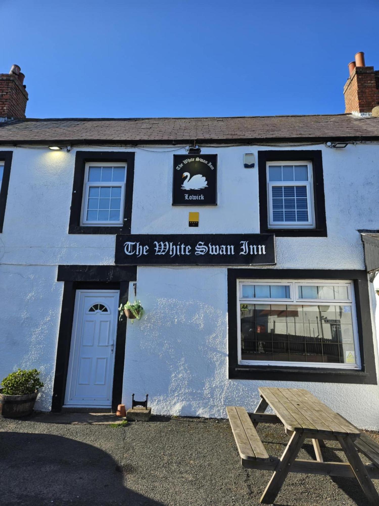 Lowick  The White Swan Inn מראה חיצוני תמונה
